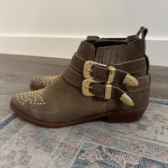 Steve Madden Suede Brown Buckle Bootie Sz 7 - Picture 3 of 5